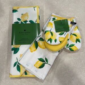Kate Spade kitchen towels, oven mitts, and drying mat set